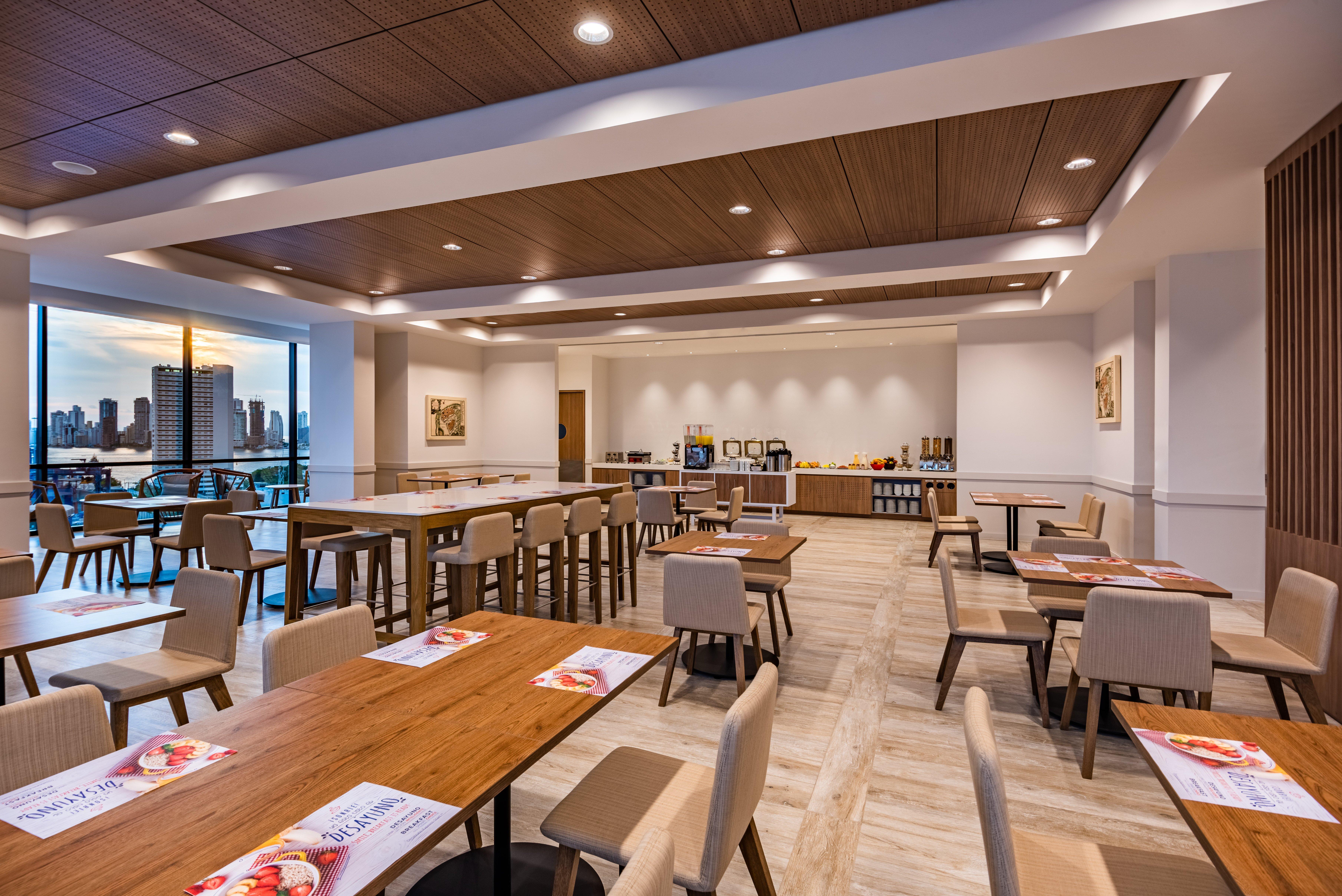 Holiday Inn Express Cartagena Manga By Ihg Exterior photo