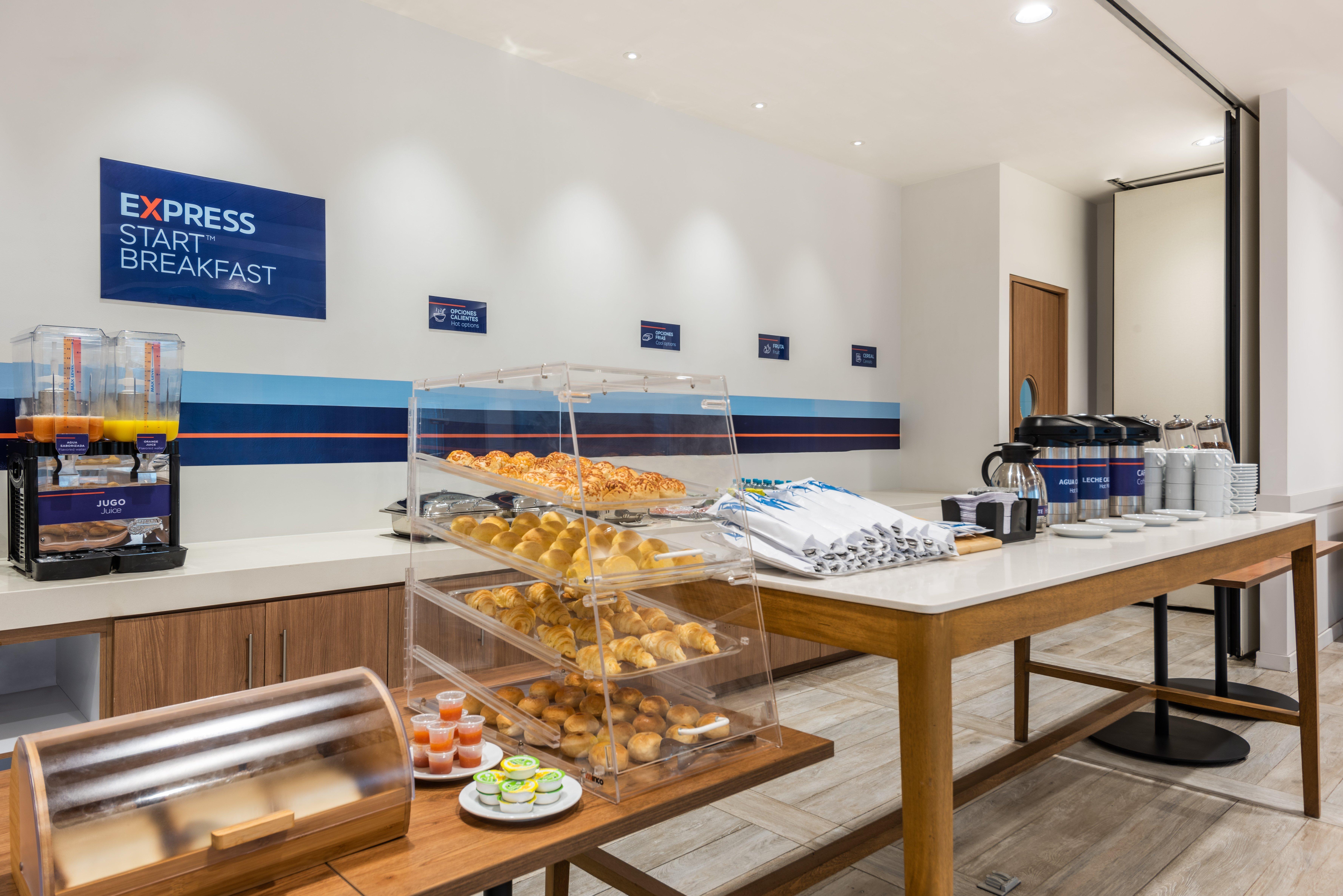 Holiday Inn Express Cartagena Manga By Ihg Exterior photo