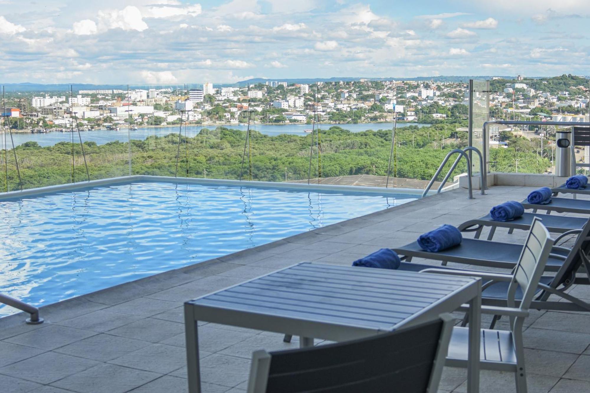 Holiday Inn Express Cartagena Manga By Ihg Exterior photo